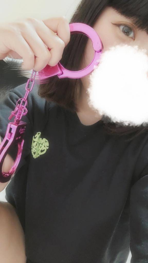 自己紹介✌️(*^^)v