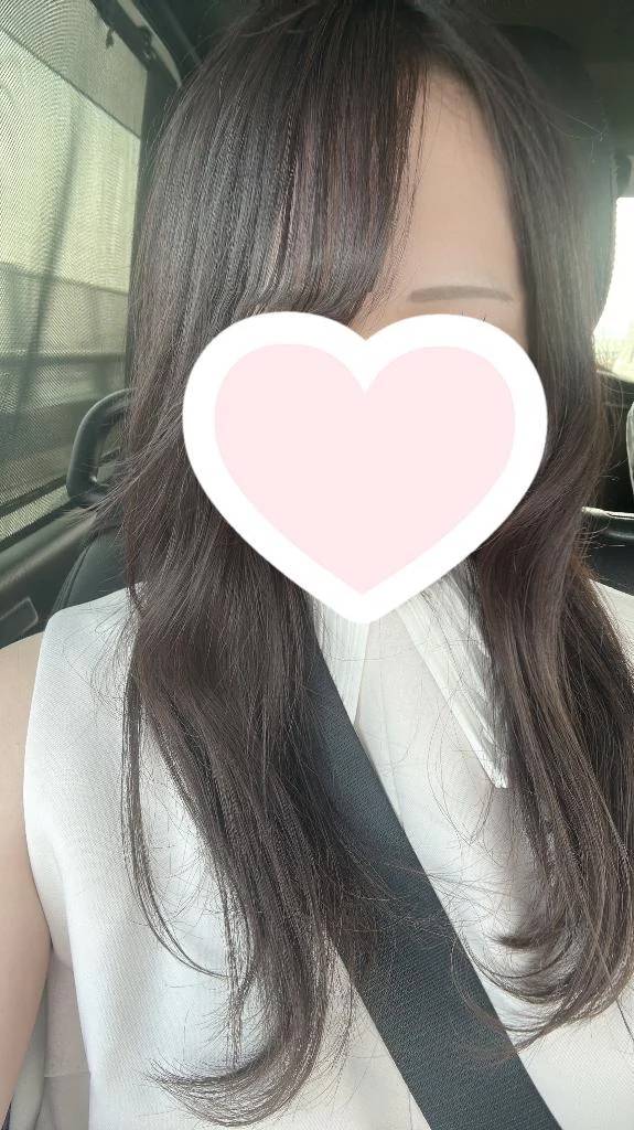 雨宿りしよ?🖤