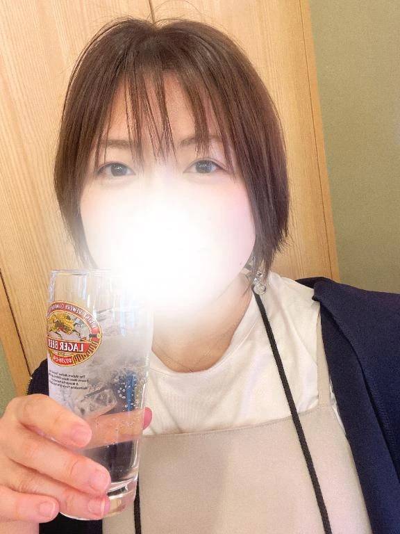 香川県 デリヘル 人妻吐息 香菜子◇かなこ