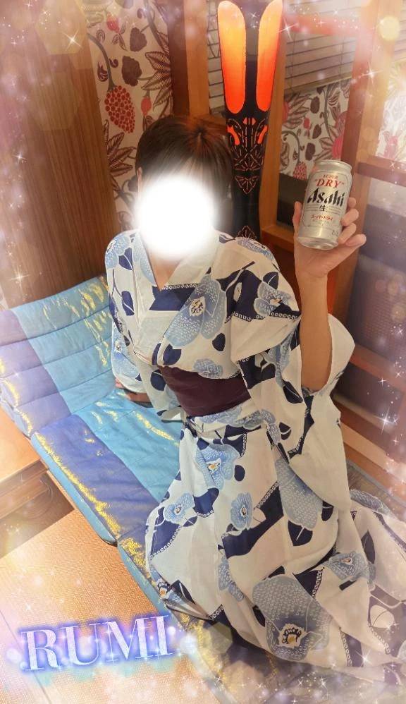 ビール片手に花火を楽しむ！