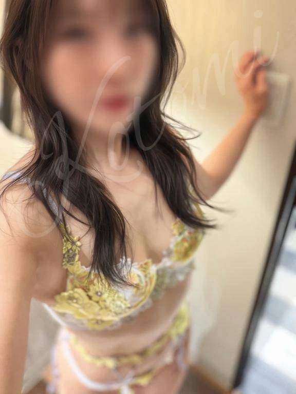 【快感をコントロール】…馬乗り調教…淫らに悶えてメスイキ…