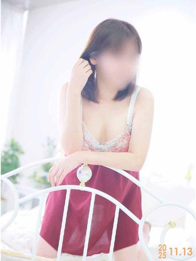 るな（イエスグループ TSUBAKI(ツバキ)松山店）