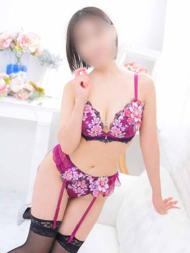 なつき（イエスグループ TSUBAKI(ツバキ)松山店）