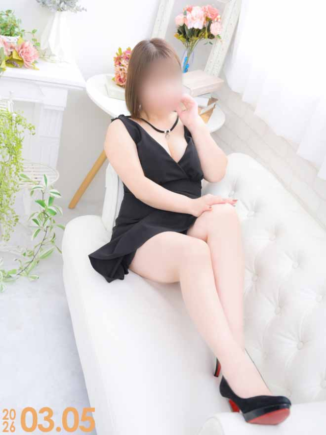 ななみ（イエスグループ TSUBAKI(ツバキ)松山店）