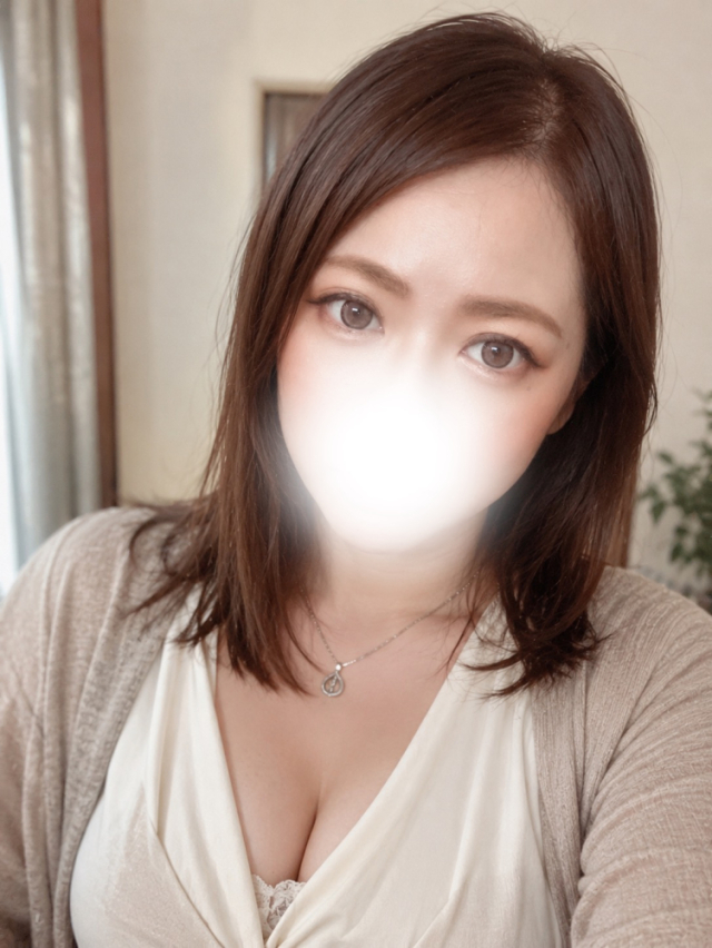 ひより⭐︎迫力満点のHカップ巨乳♡(妻味喰い〜忘れられない、若妻・人妻の味〜)