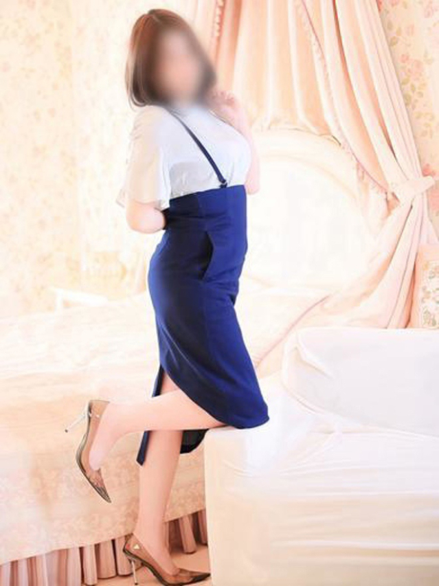 常田 あや（妻の友人）