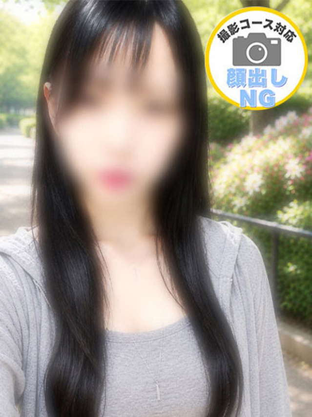小泉 りく（妻の友人）