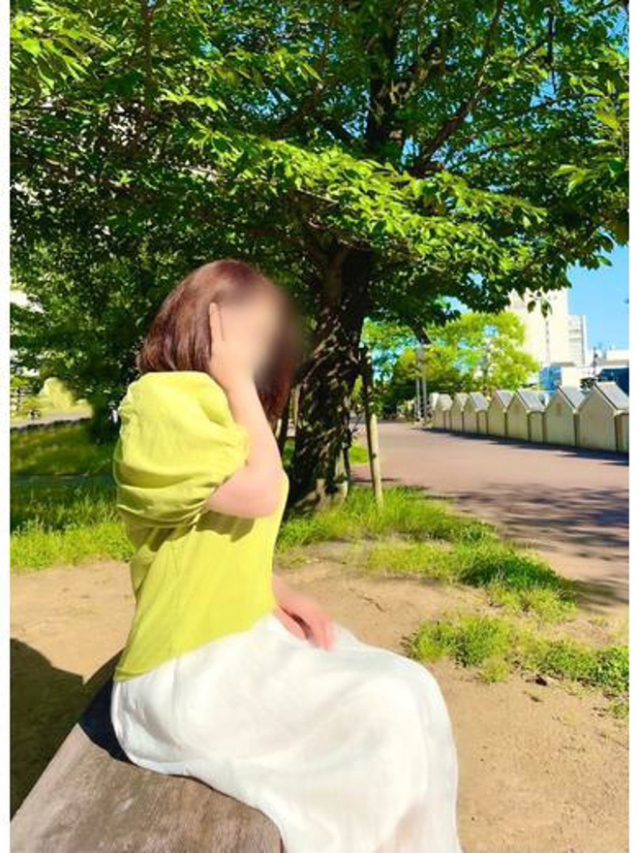 神桜 みわ（妻の友人）