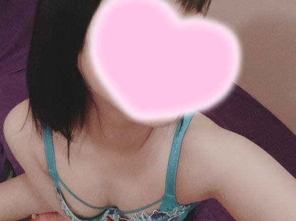 にひっ( * ?? ?*)