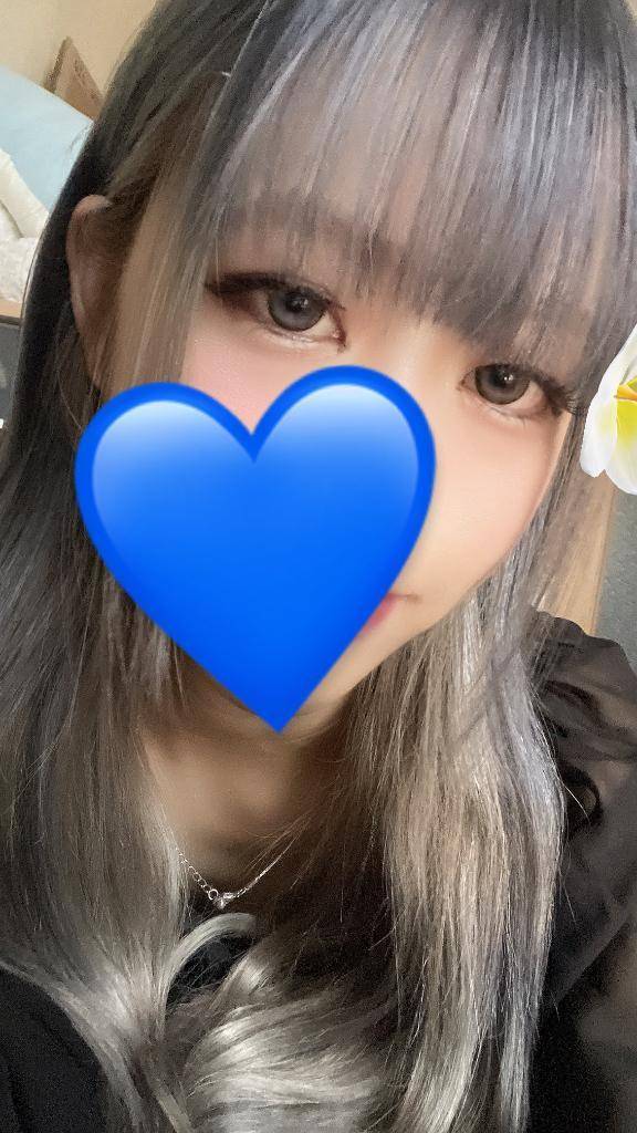 今日の下着は何色でしょう!