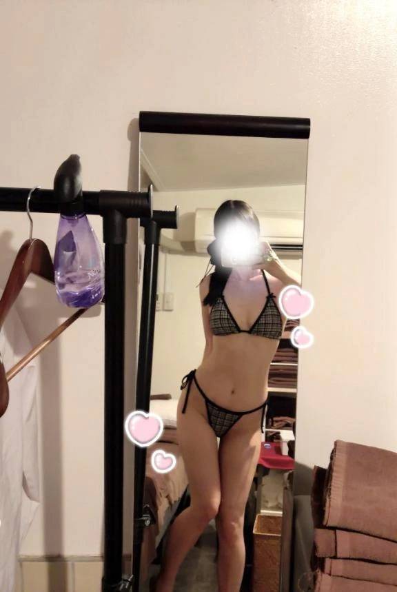 👙💕✨