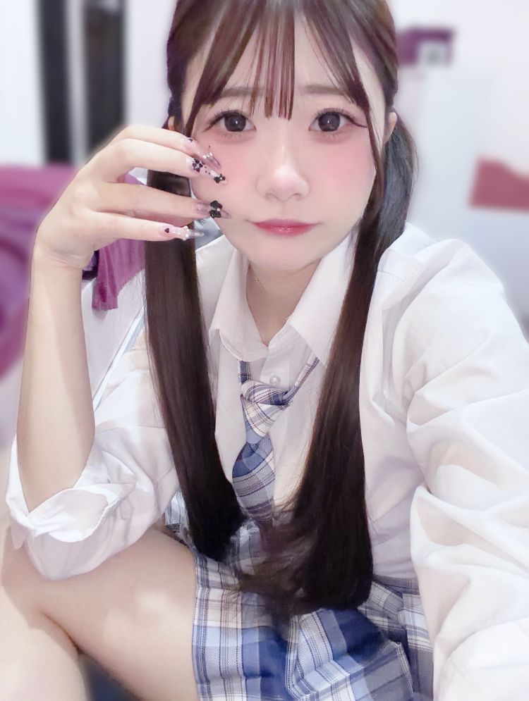 登校したよ🏫✨