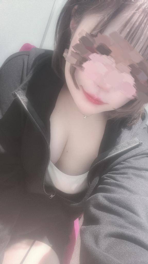 今日も出勤してます♡