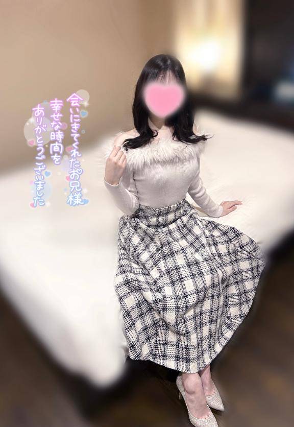 梨華（りか）（girls studio NOA）