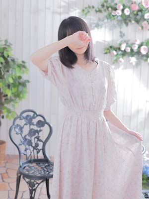 新人ひな（奥様メモリアル　～美人妻たち～）