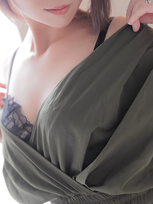 きい（奥様メモリアル　～美人妻たち～）