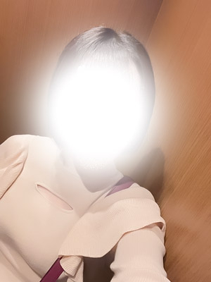 つき（奥様メモリアル　～美人妻たち～）