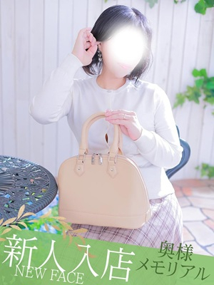 新人みつり（奥様メモリアル　～美人妻たち～）