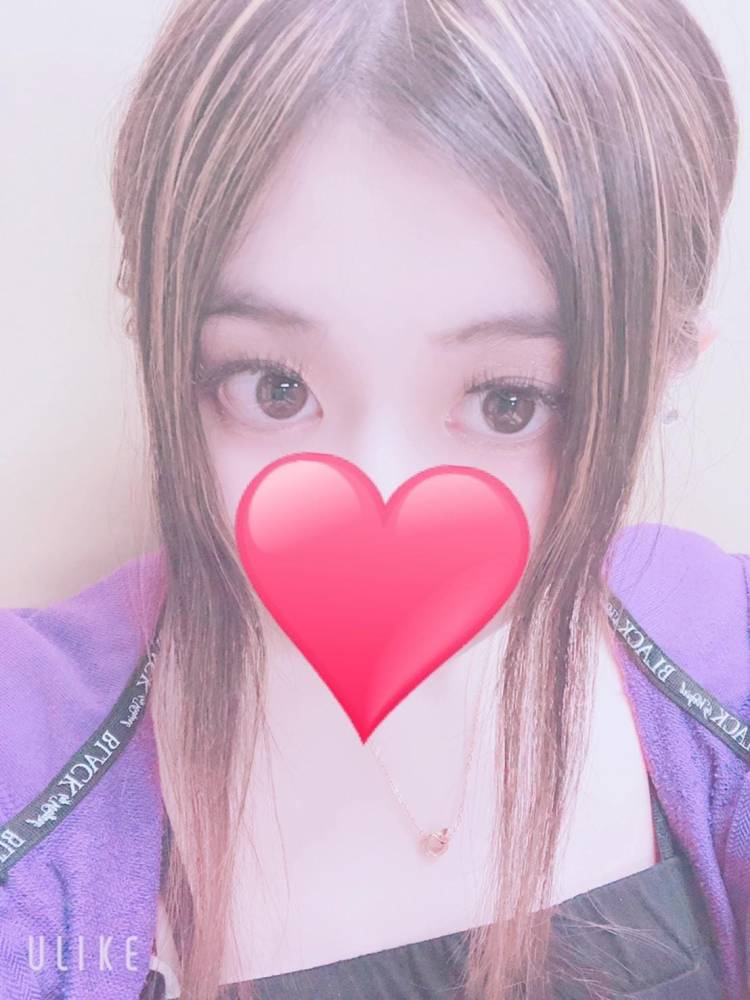 お誘い待ってるよ♡