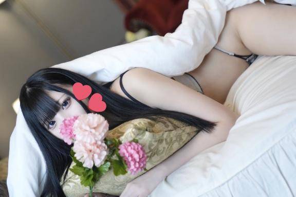 👀🖤