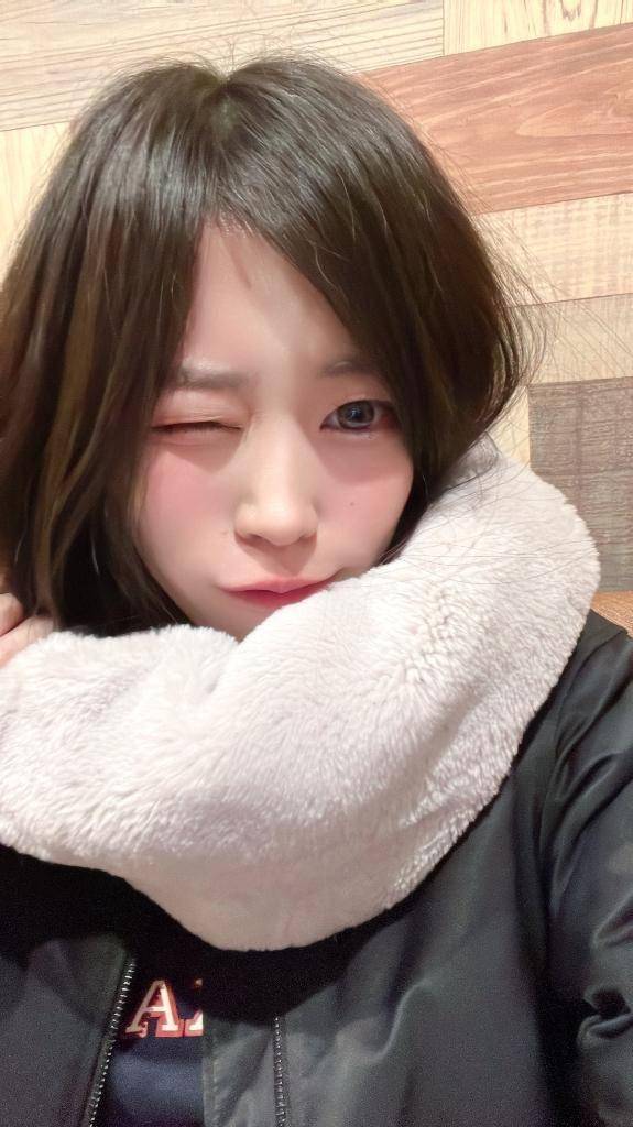 美味しいお肉思い出してにやけてる笑