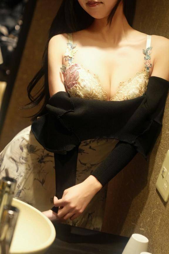 お兄さんなにしてるの？🥰