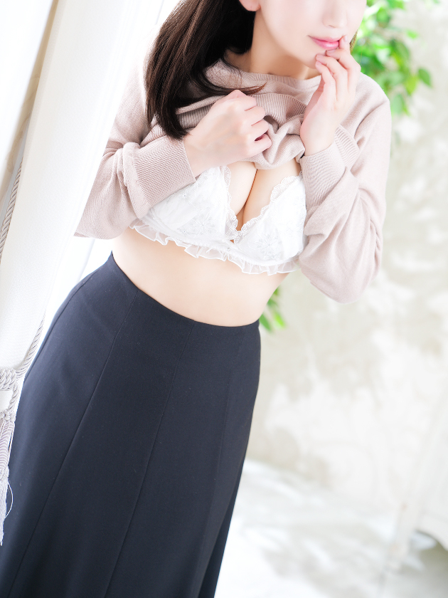 荒川 菜々（人妻セレブ宮殿　名古屋）
