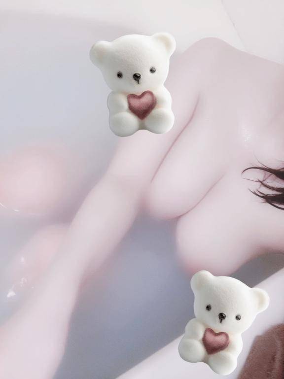今だけぎゅってして…？🐰🩷