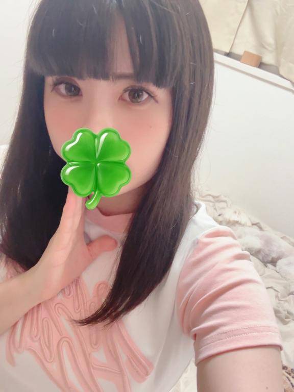 明日は出勤😚🩵