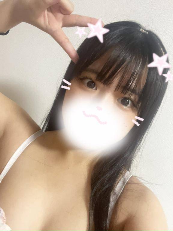 早くハグして甘えたいナ😳