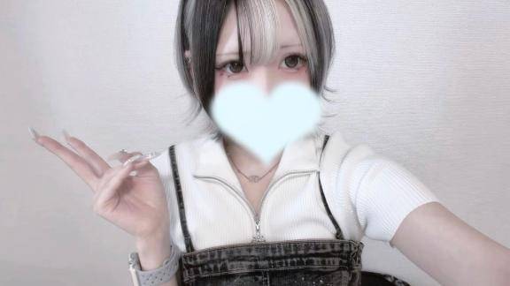 もぐもぐ…🥣💭