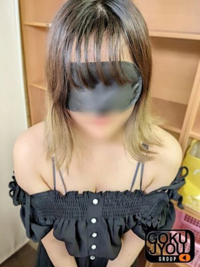 あいな（紳士な僕はふんわり彼女の調教師）