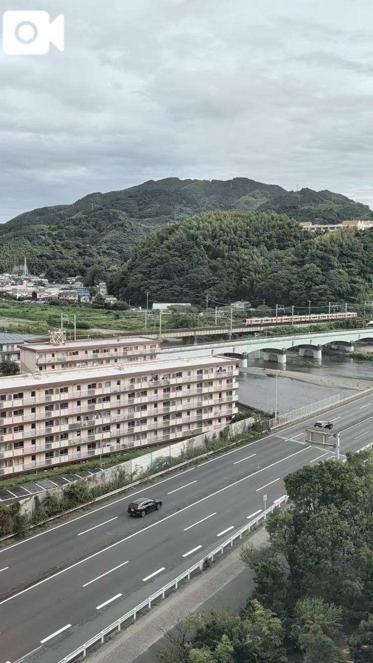ざ。、日本。