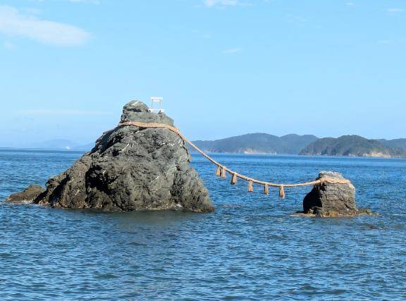 夫婦岩