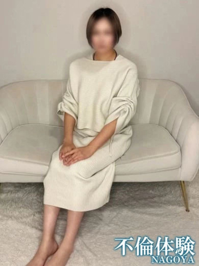 ひなた（ノーハンドで楽しませる人妻　名古屋店）