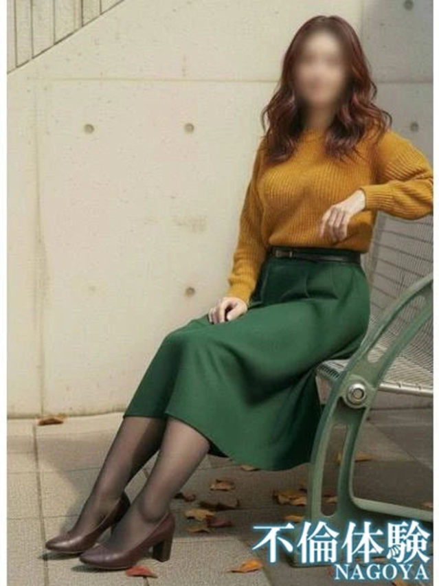 ひま（ノーハンドで楽しませる人妻　名古屋店）