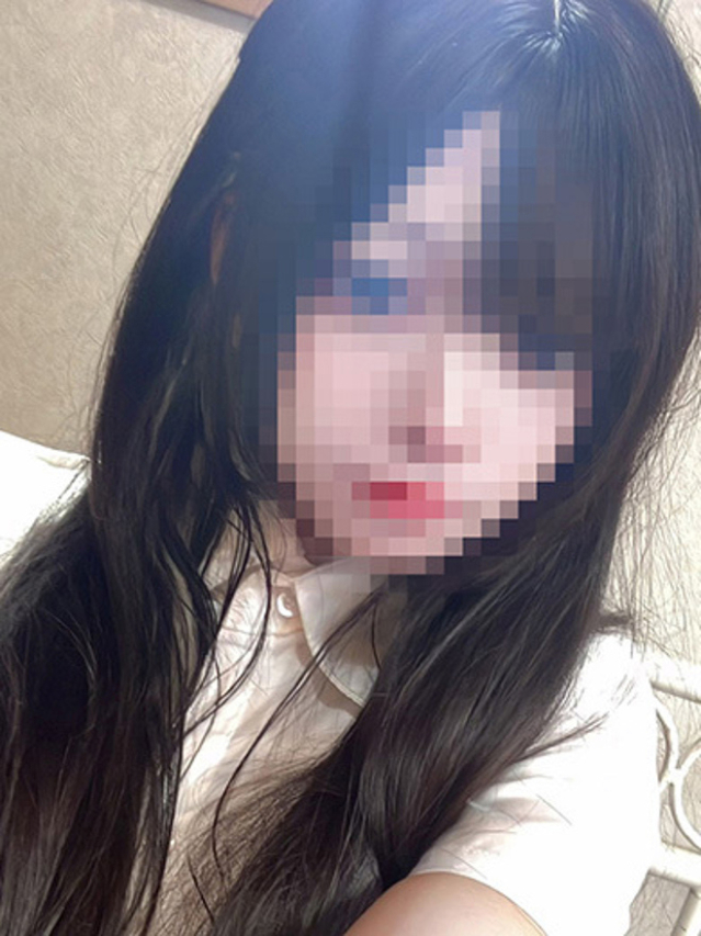 小林りな（淫乱OL派遣商社 斉藤商事）