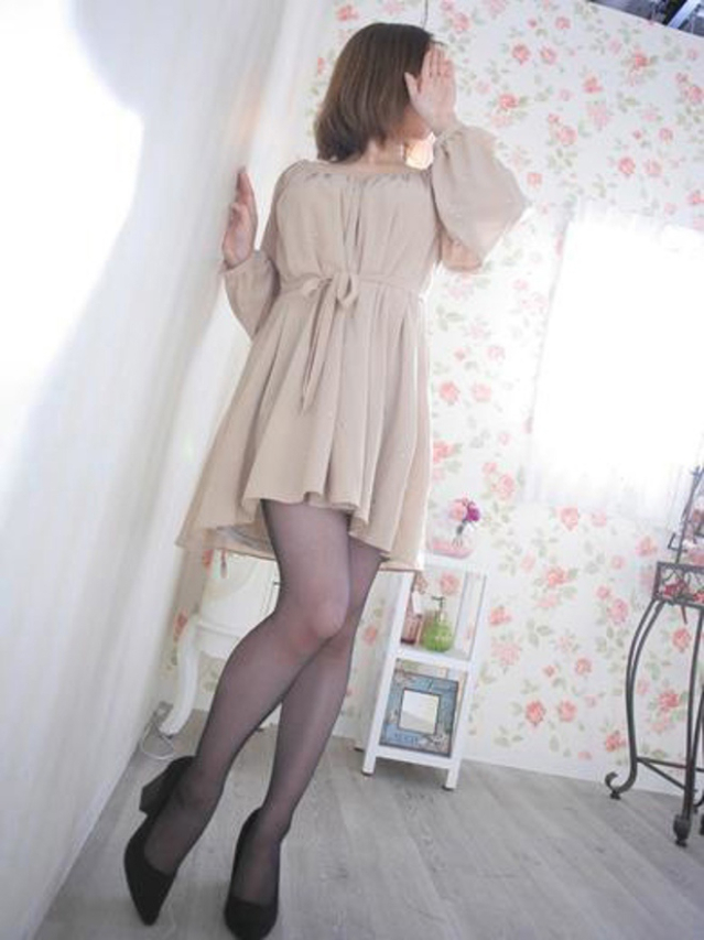 紺野ゆう☆笑顔が好印象の現役OL(淫乱OL派遣商社 斉藤商事)