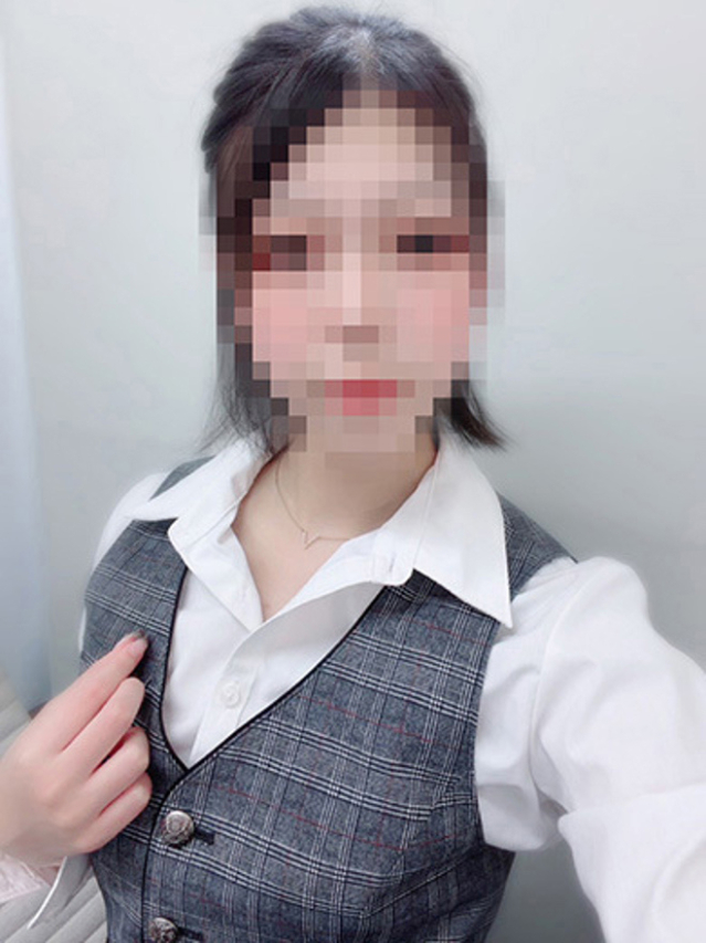 双葉もえ（淫乱OL派遣商社 斉藤商事）