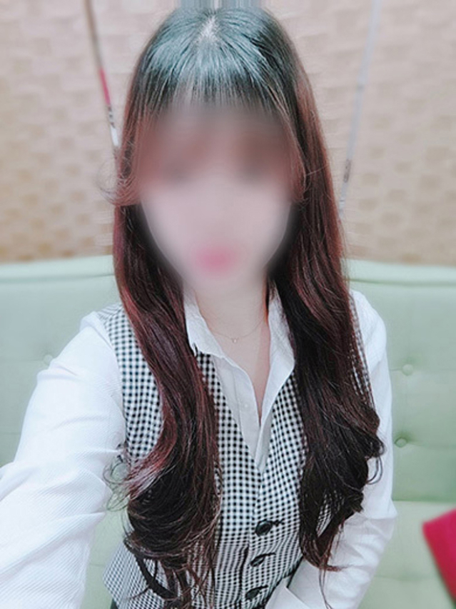 小鳩つむぎ（淫乱OL派遣商社 斉藤商事）