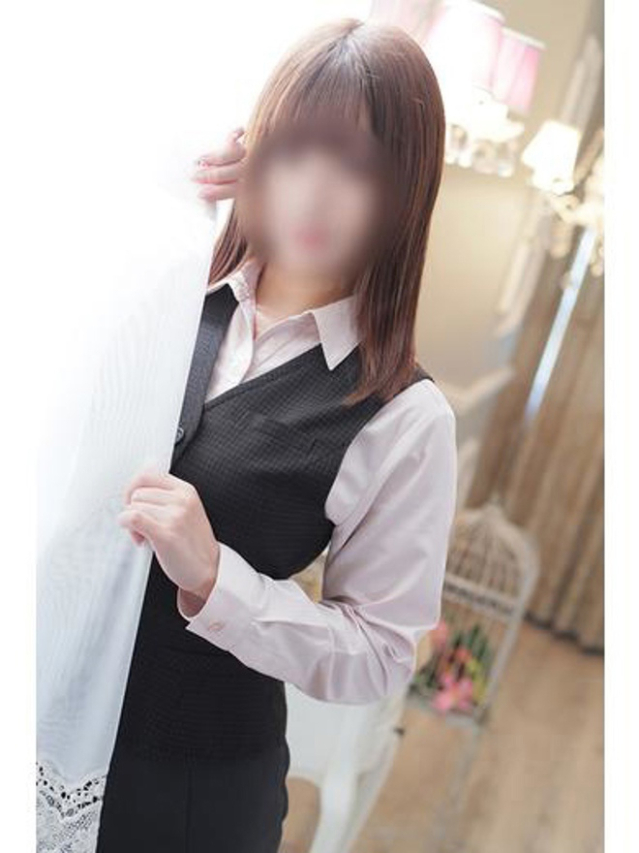 水梨　ひな（淫乱OL派遣商社 斉藤商事）