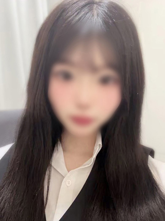 内山あみ（淫乱OL派遣商社 斉藤商事）