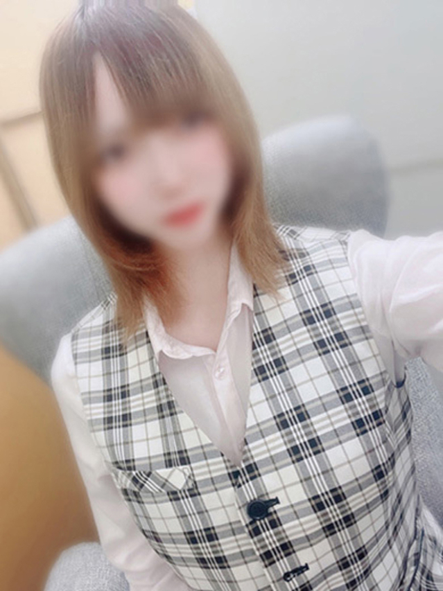 本田いおり（淫乱OL派遣商社 斉藤商事）