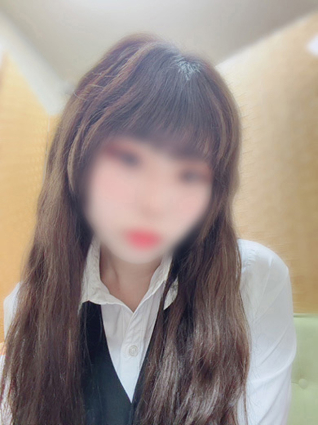 葉山ゆりな（淫乱OL派遣商社 斉藤商事）
