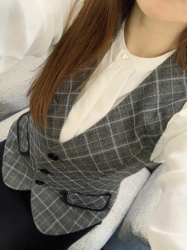 柚木あきほ（淫乱OL派遣商社 斉藤商事）